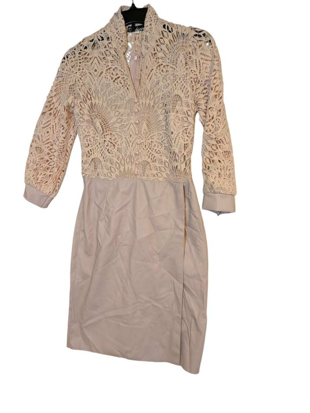 Deloras Beige Lace & Satin Dress With Button-Up Front & 3/4 Sleeves Size M